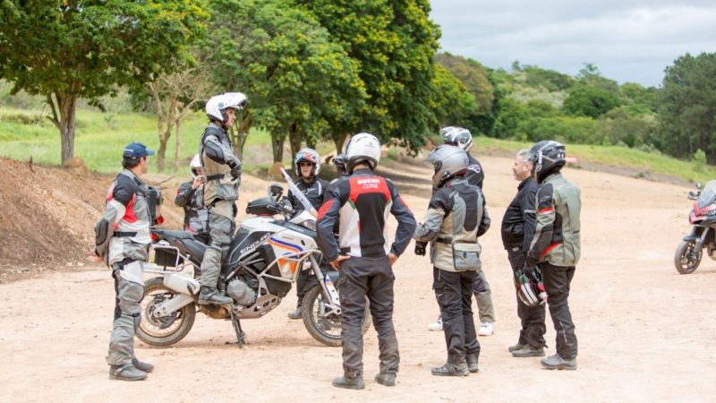 Curso De Pilotagem De Moto Big Trail Motonomads 6003