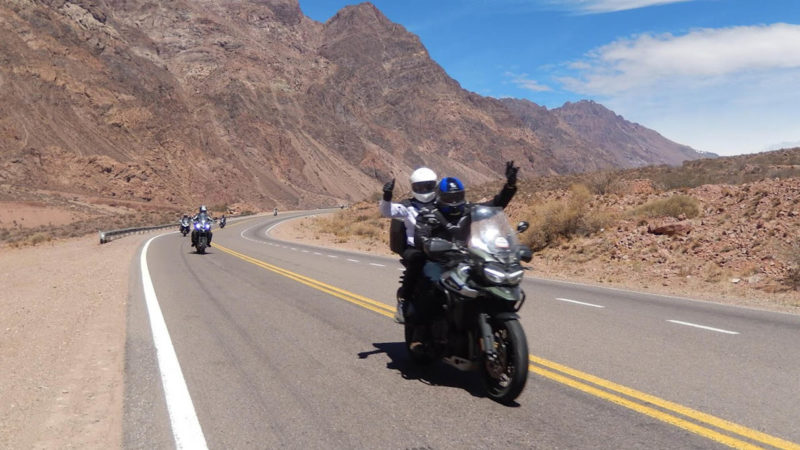 Qual a melhor moto para viagem? - MotoNomads Tours